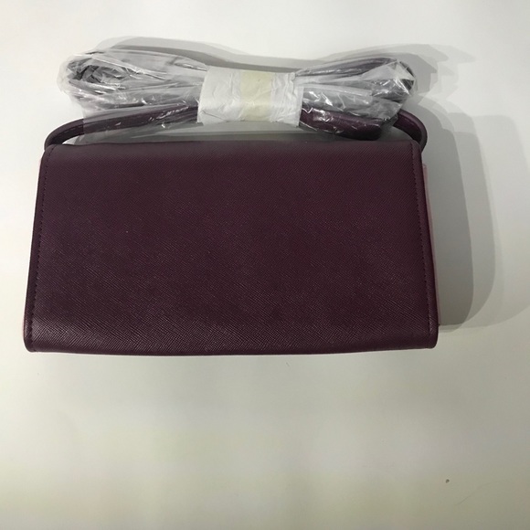 Burgundy coupon purse - Picture 4 of 6